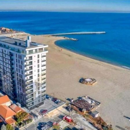 Faleza Nord apartament de lux nou pe malul marii Constanţa Exterior foto