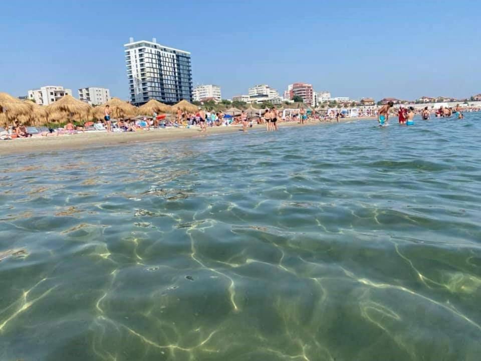 Faleza Nord apartament de lux nou pe malul marii Constanţa Exterior foto